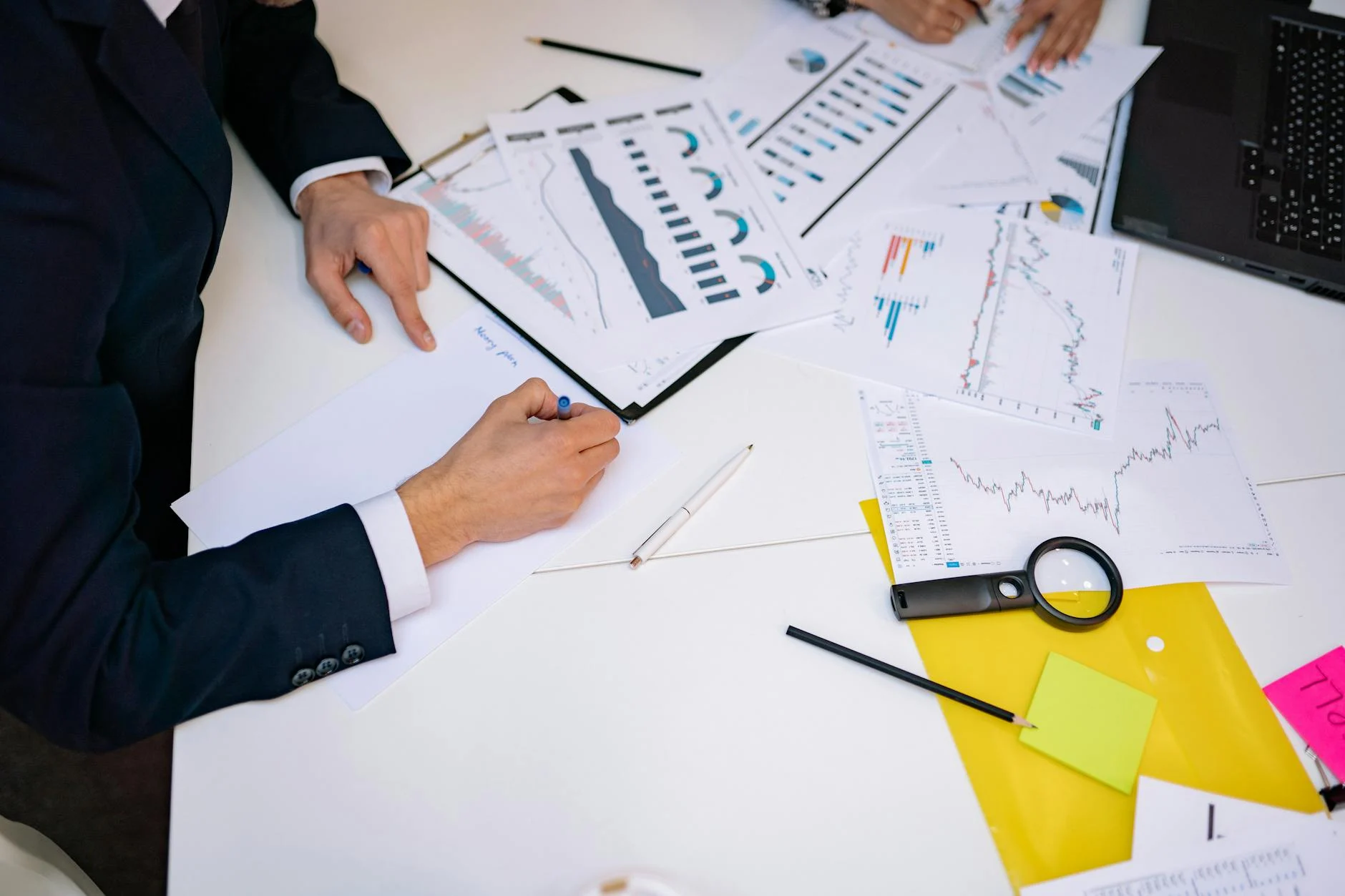 “주식이냐 부동산이냐” 고민하기 전에 먼저 생각해야 할 것 5